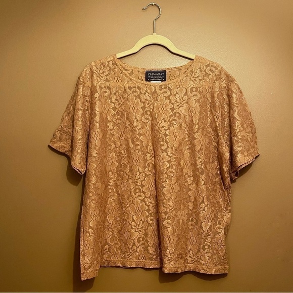 Willow Ridge Tops - Vintage Willow Ridge Champagne Lace Top